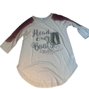 Southern Grace Size 2XL 3/4 Sleeve, Tan, Burgundy Top, Head over Boots for you